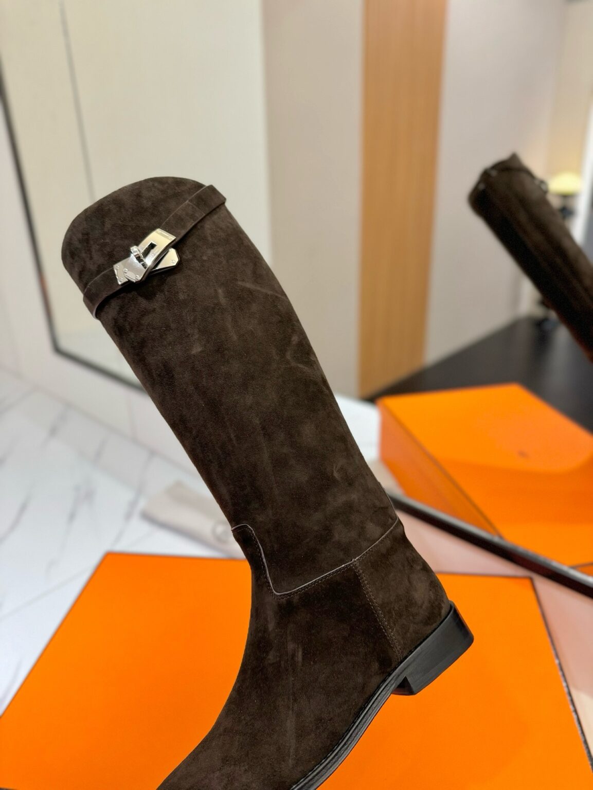 Hermès Zıplayan Botlar - Glimmer of Luxury