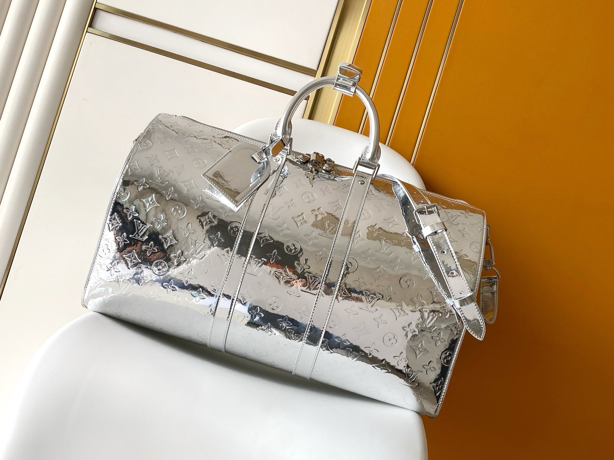 LV Keepall Bandoulière 50