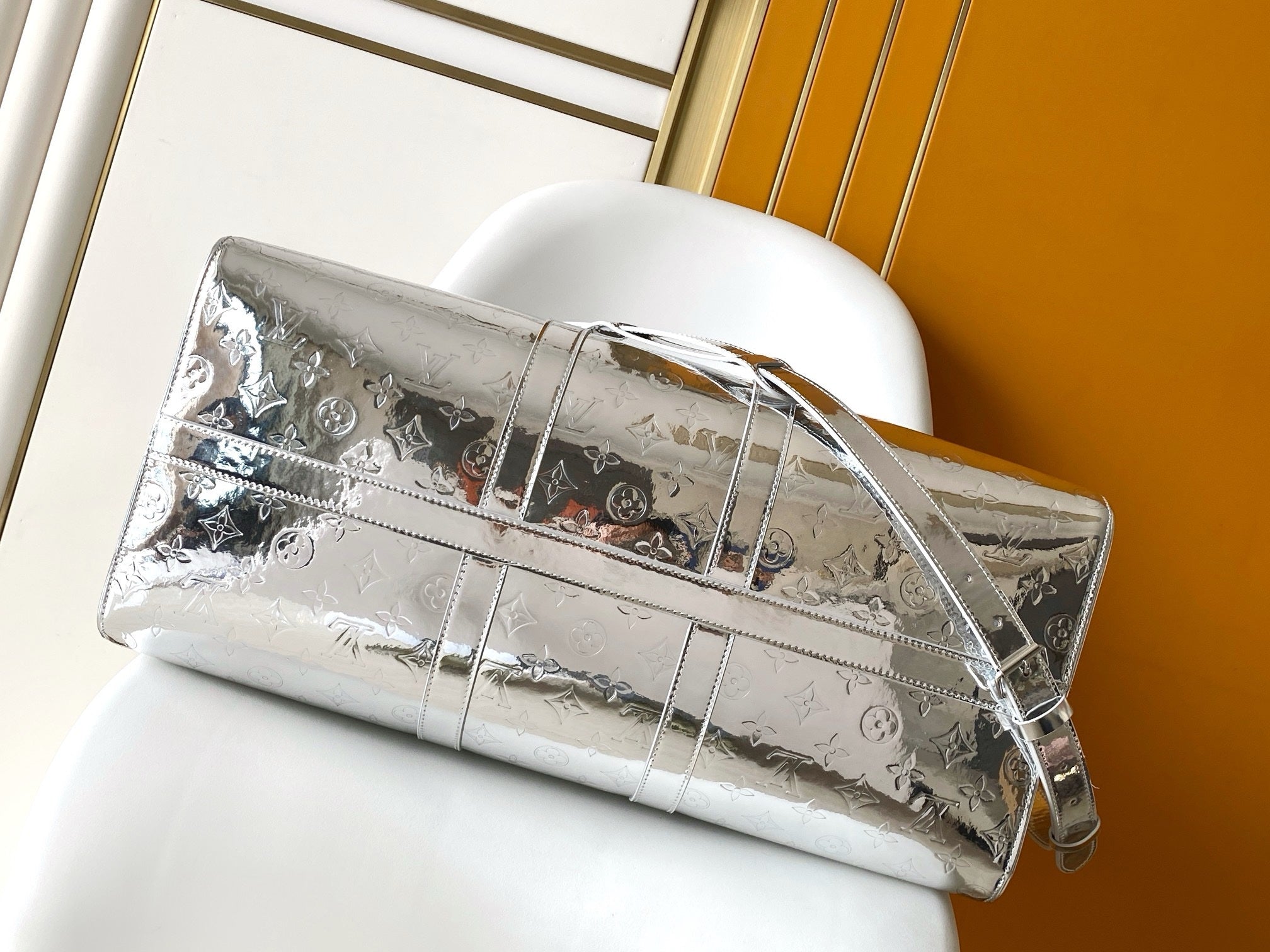 LV Keepall Bandoulière 50