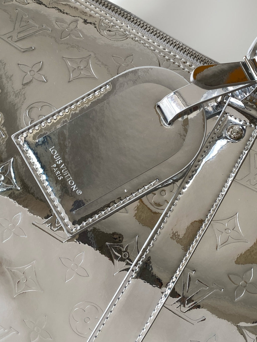 LV Keepall Bandoulière 50