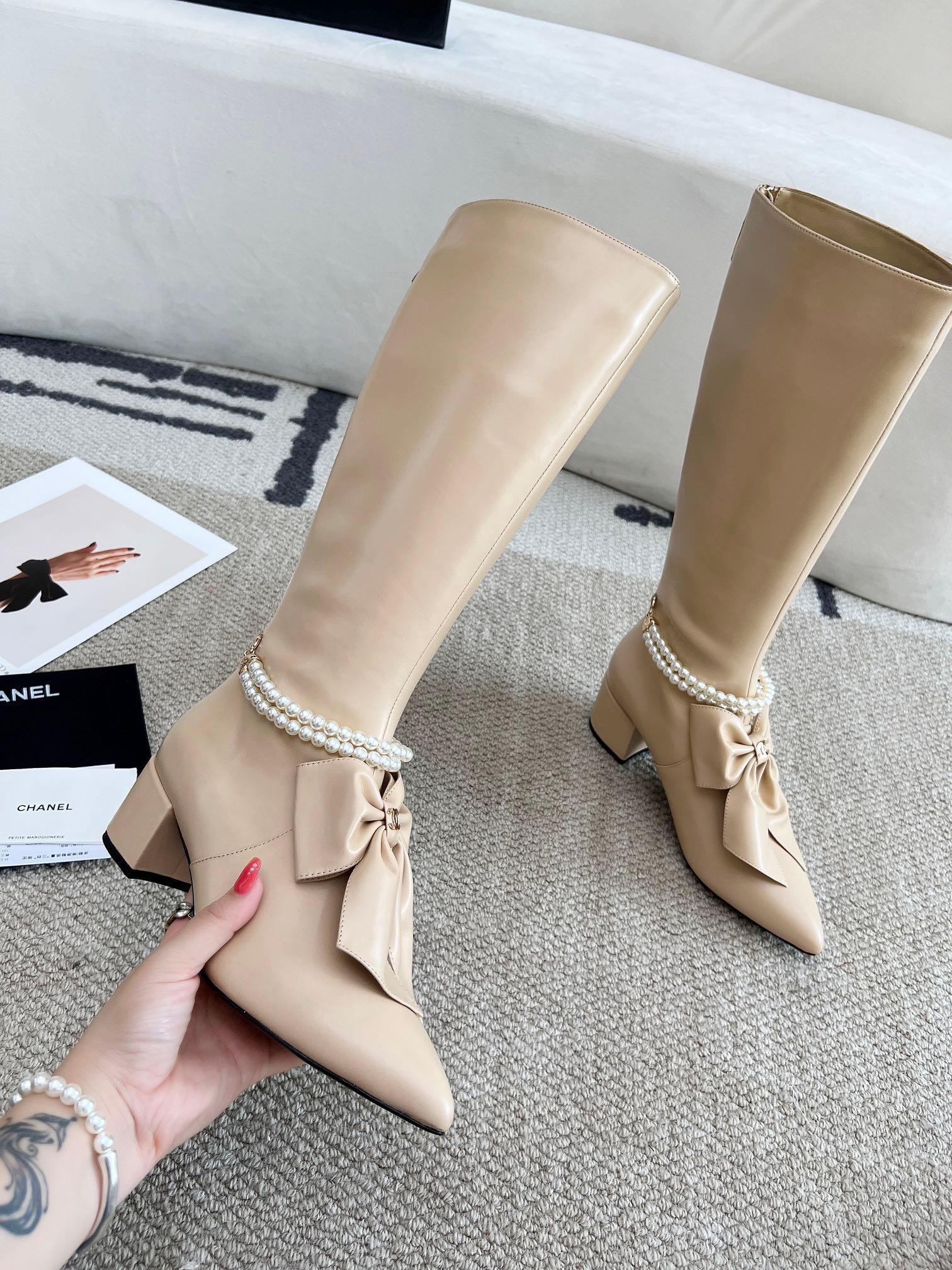 Chanel S24 Uzun Deri Botlar - Glimmer of Luxury