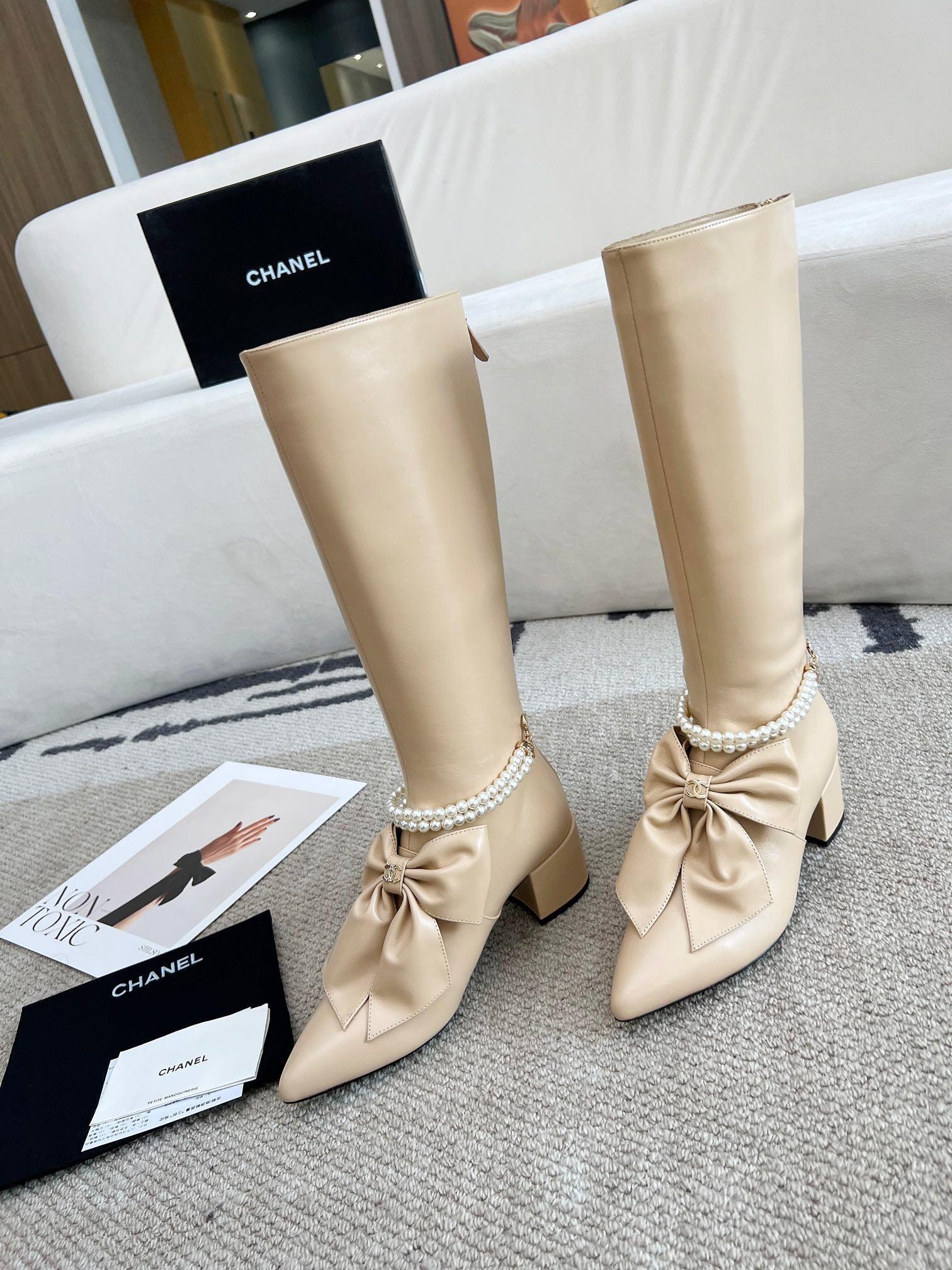 Chanel S24 Uzun Deri Botlar - Glimmer of Luxury