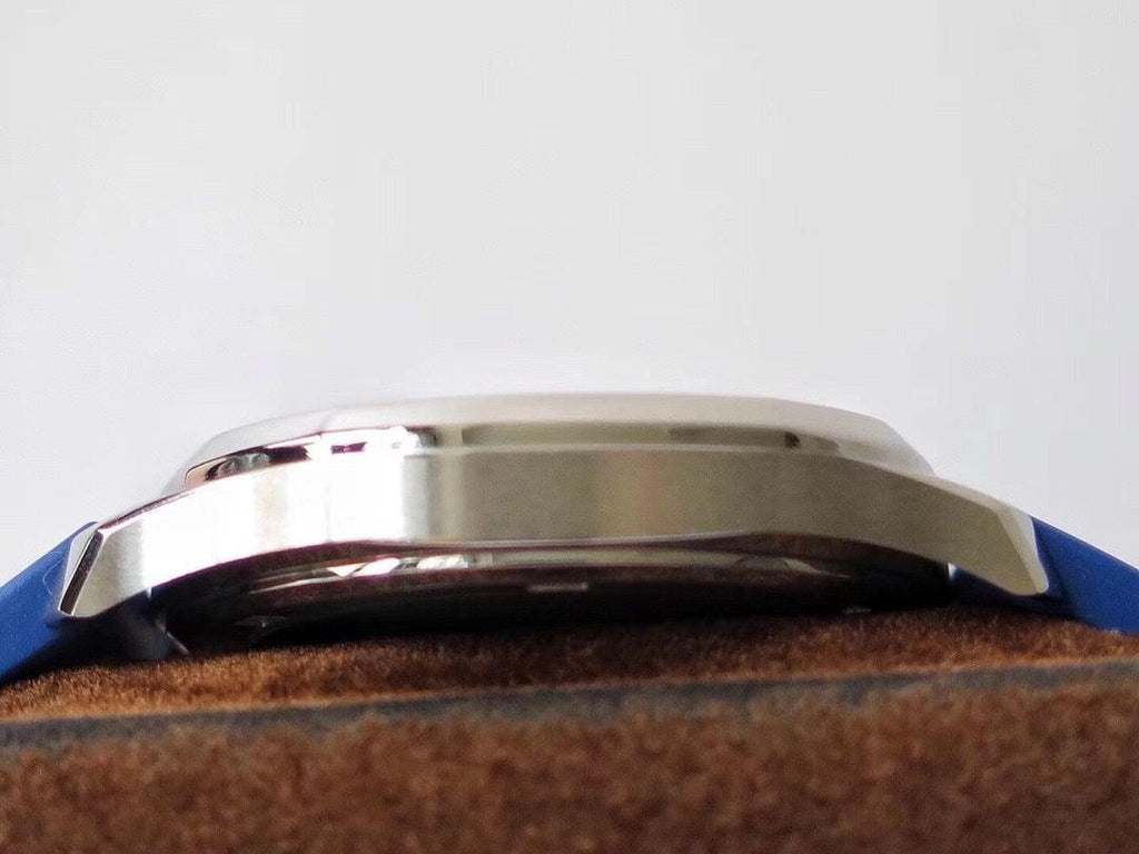 Patek Philippe Sualtı - Glimmer of Luxury