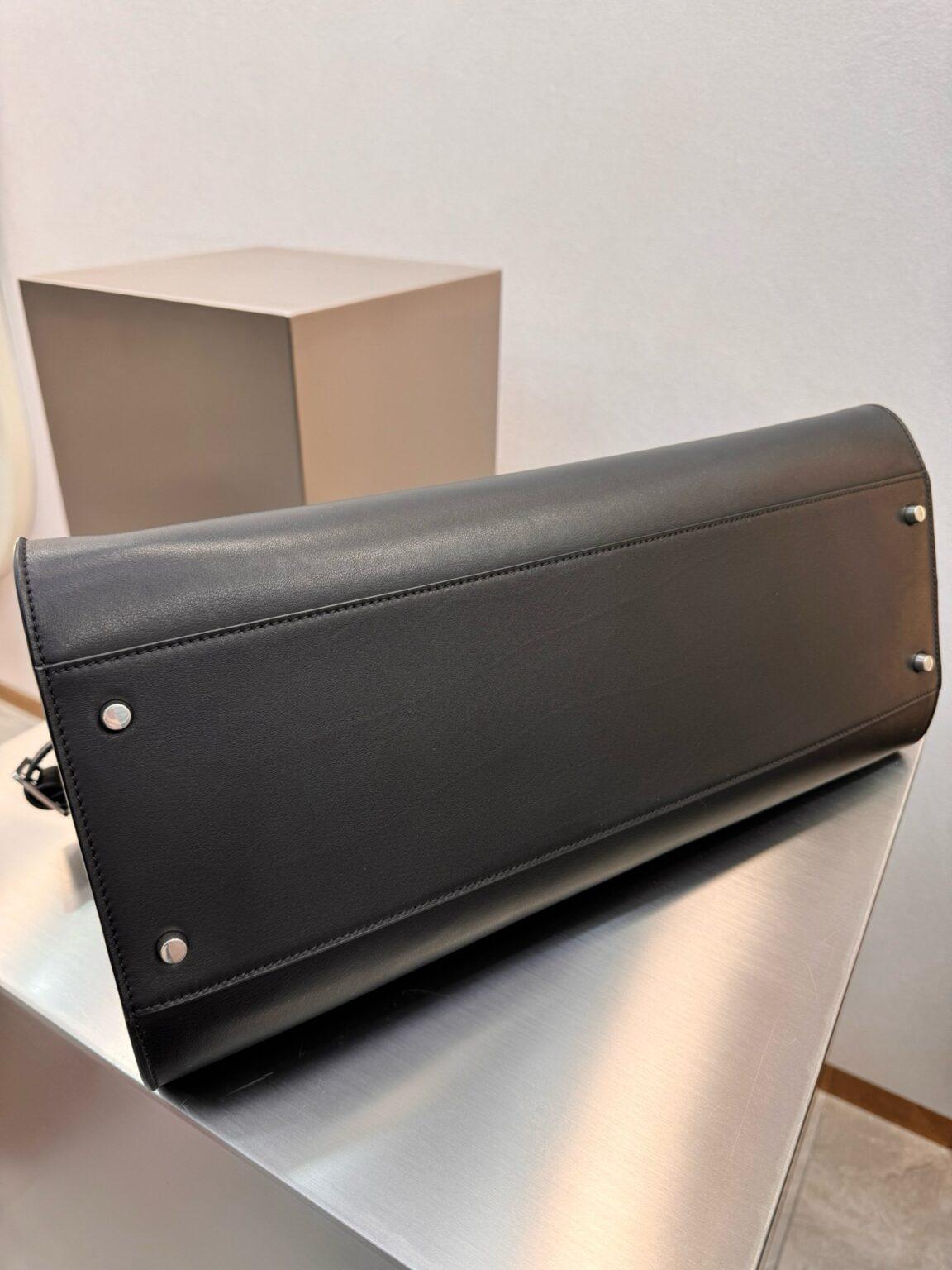 The Row EW Margaux Deri Üst Saplı Çanta - Glimmer of Luxury