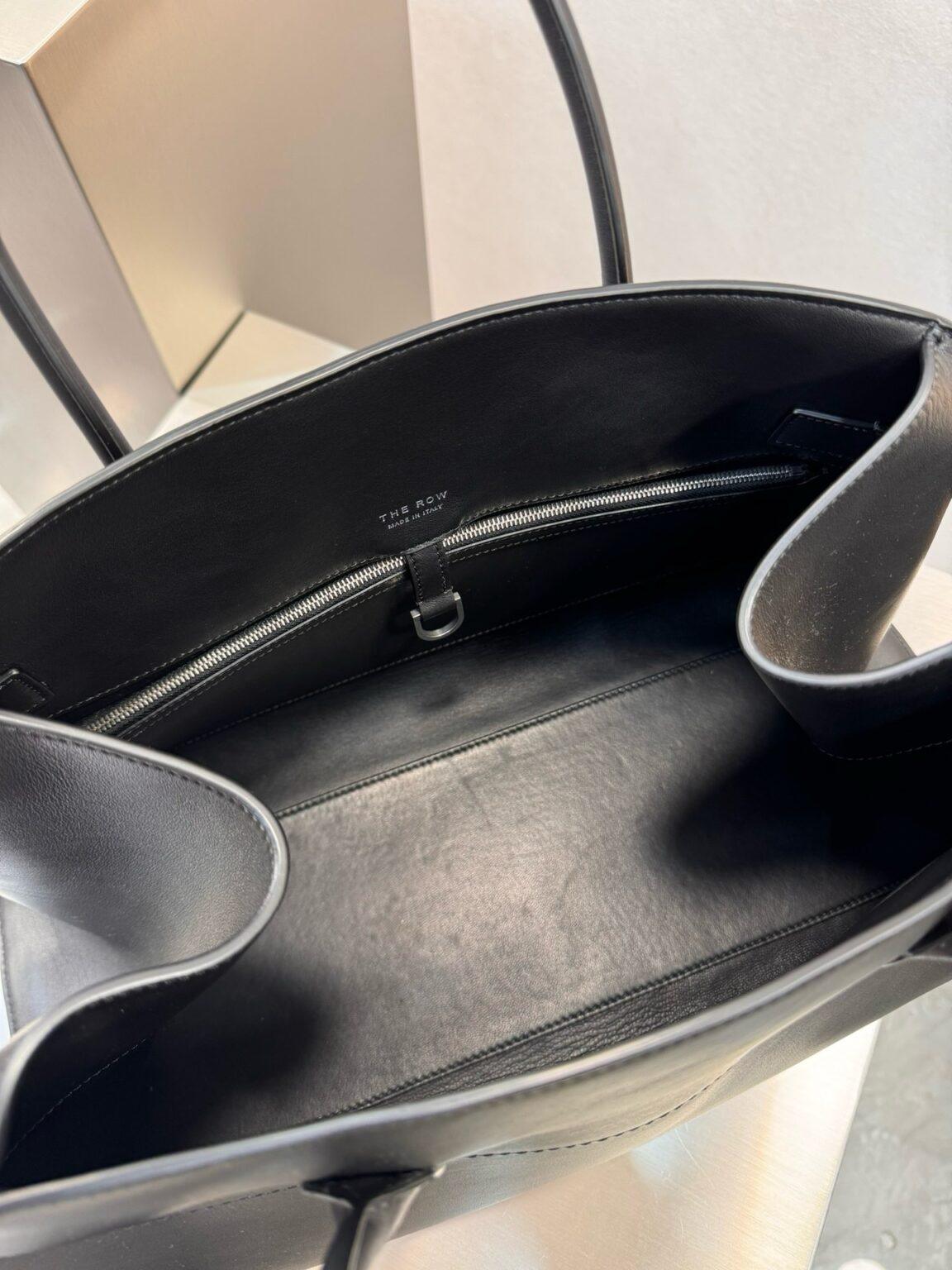 The Row EW Margaux Deri Üst Saplı Çanta - Glimmer of Luxury