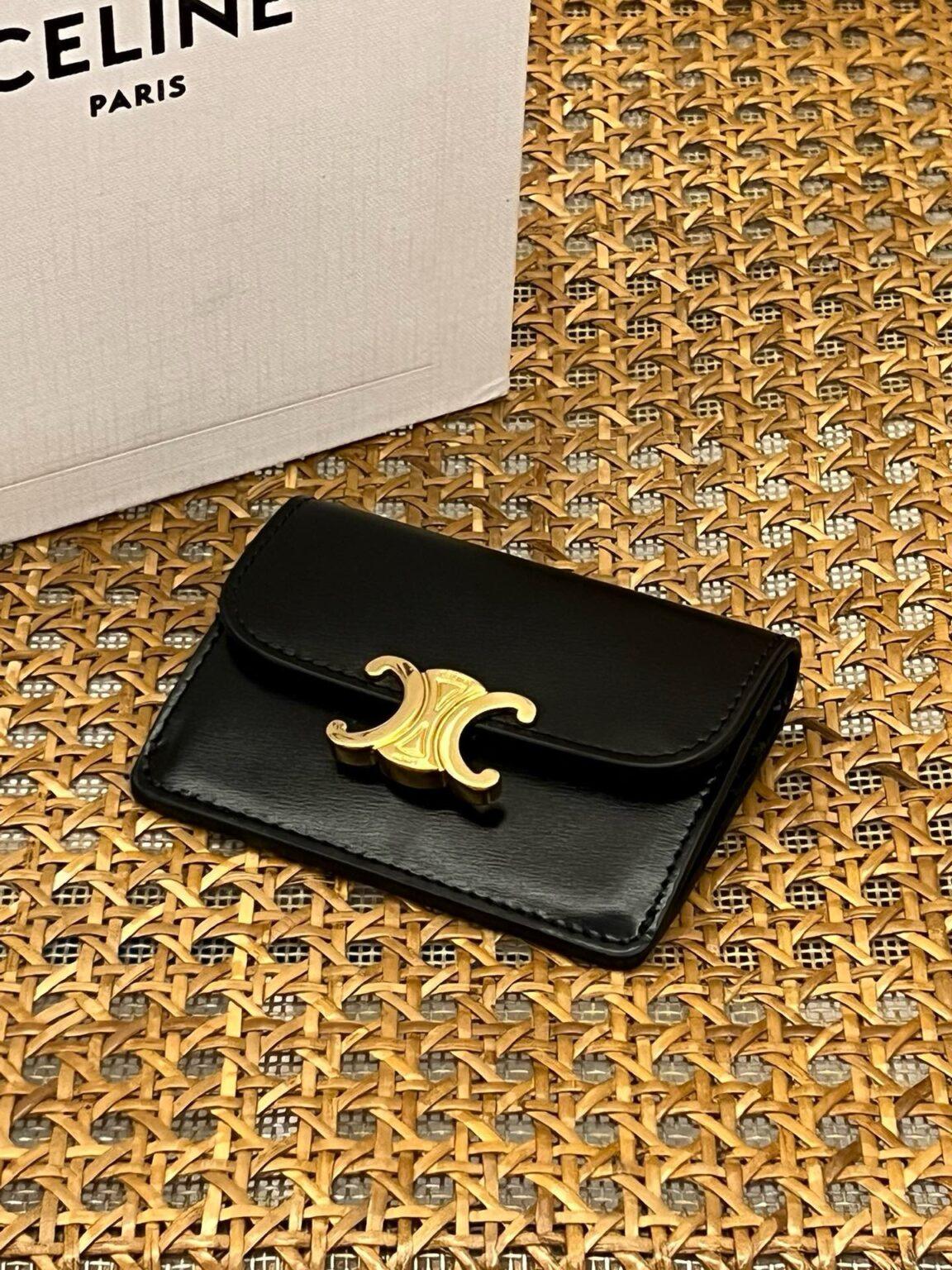 Celine Triomphe Dana Derisi Küçük Kapaklı Cüzdan - Glimmer of Luxury