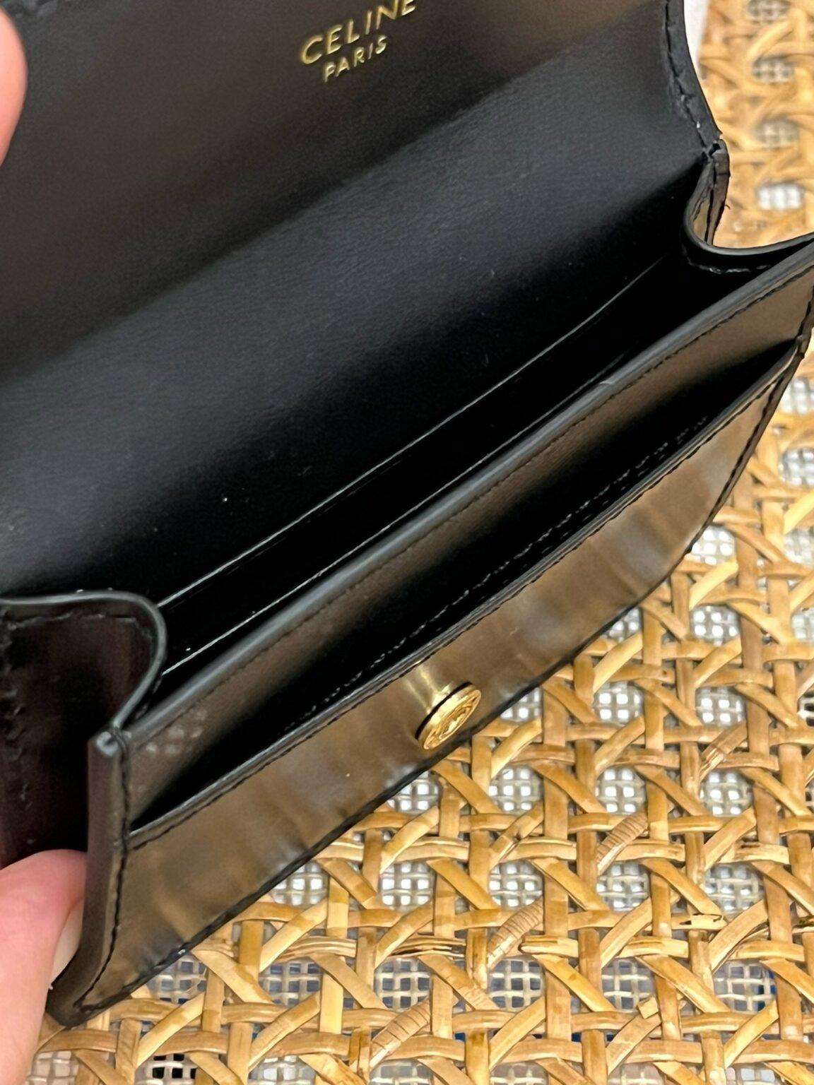 Celine Triomphe Dana Derisi Küçük Kapaklı Cüzdan - Glimmer of Luxury