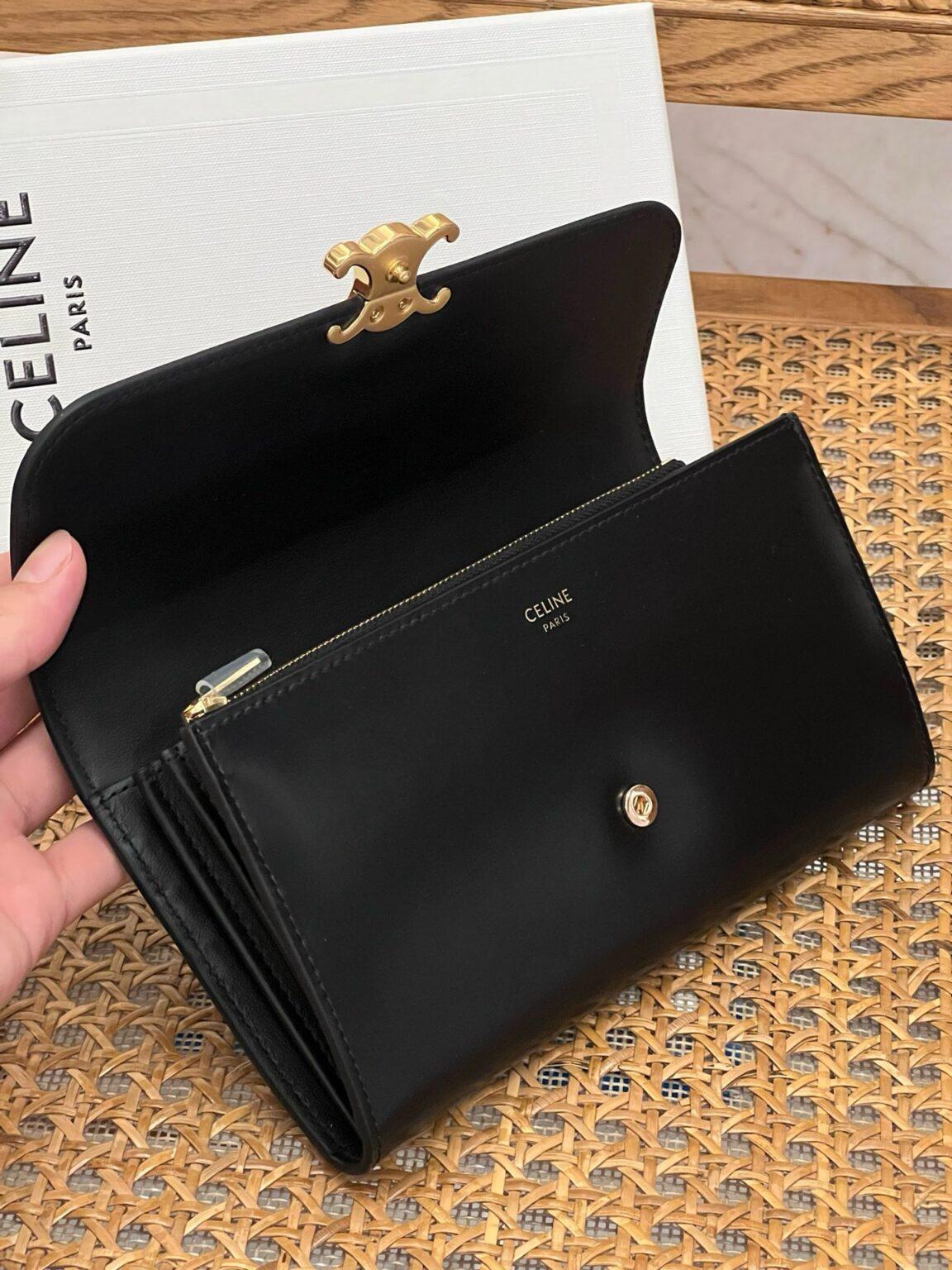 Celine Triomphe Parlak dana derisis büyük cüzdan - Glimmer of Luxury