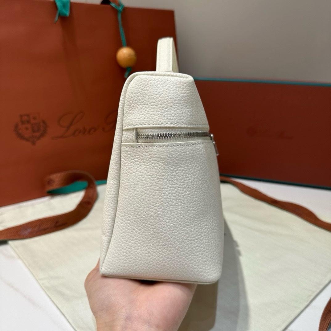 Loro Piana Ekstra Cepli L27 Serisi El Çantası - Glimmer of Luxury