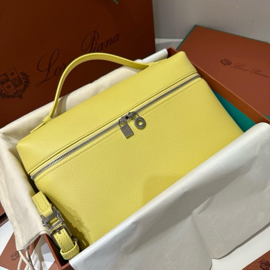 Loro Piana Ekstra Cepli L27 Serisi El Çantası - Glimmer of Luxury