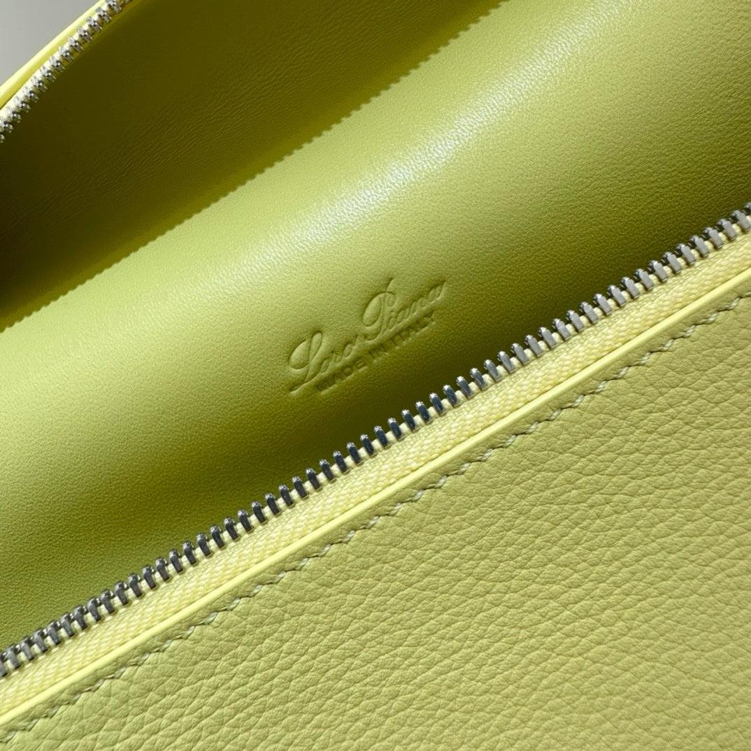 Loro Piana Ekstra Cepli L27 Serisi El Çantası - Glimmer of Luxury