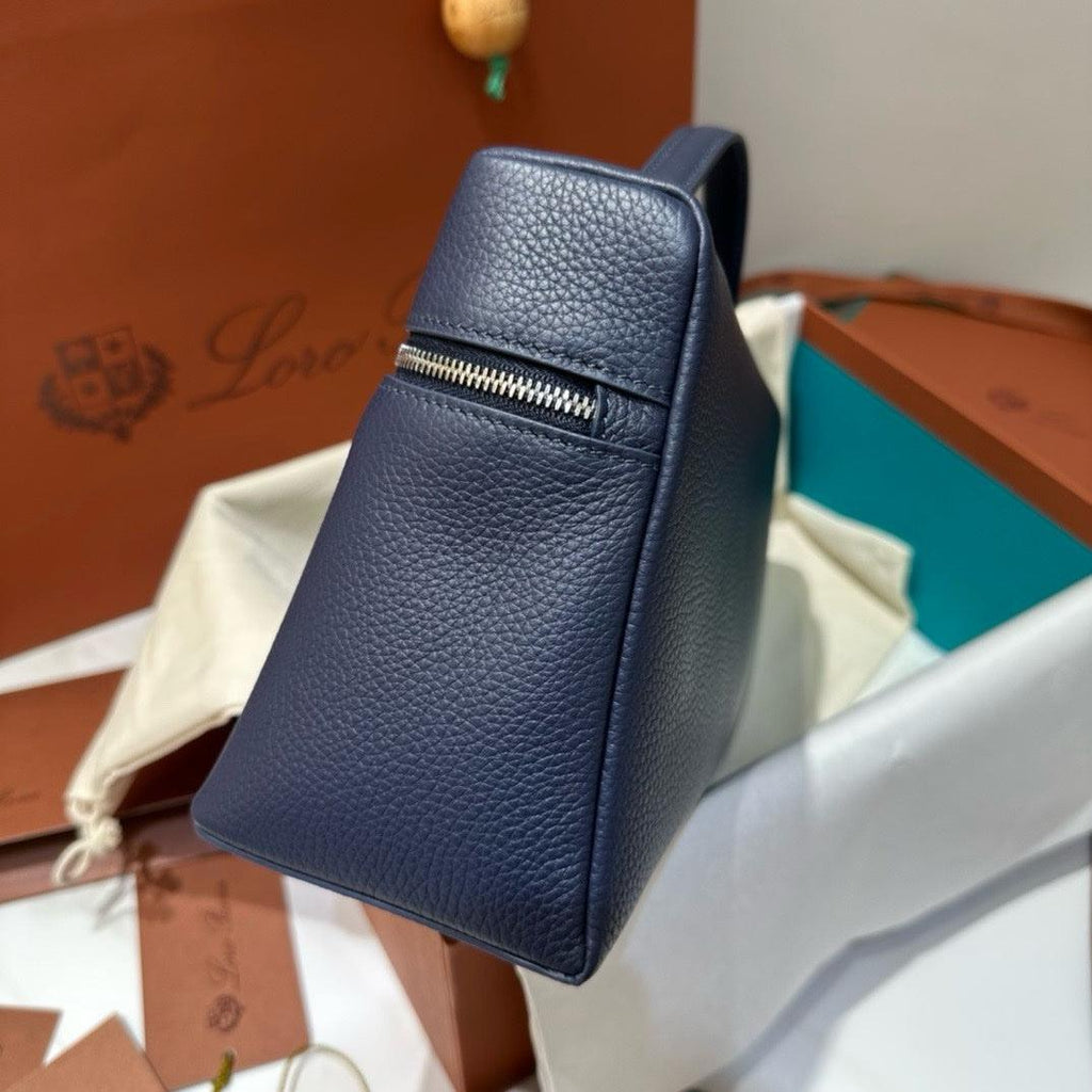 Loro Piana Ekstra Cepli L27 Serisi El Çantası - Glimmer of Luxury