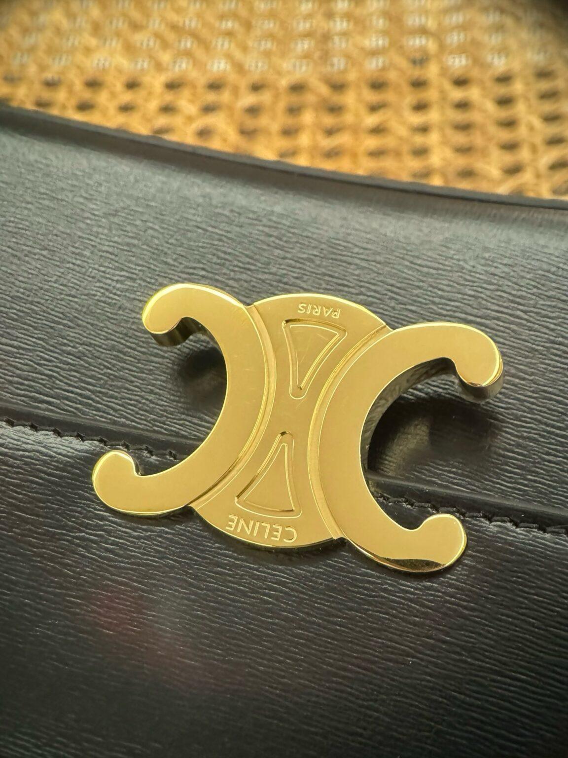 Celine Triomphe Claude Çanta - Glimmer of Luxury