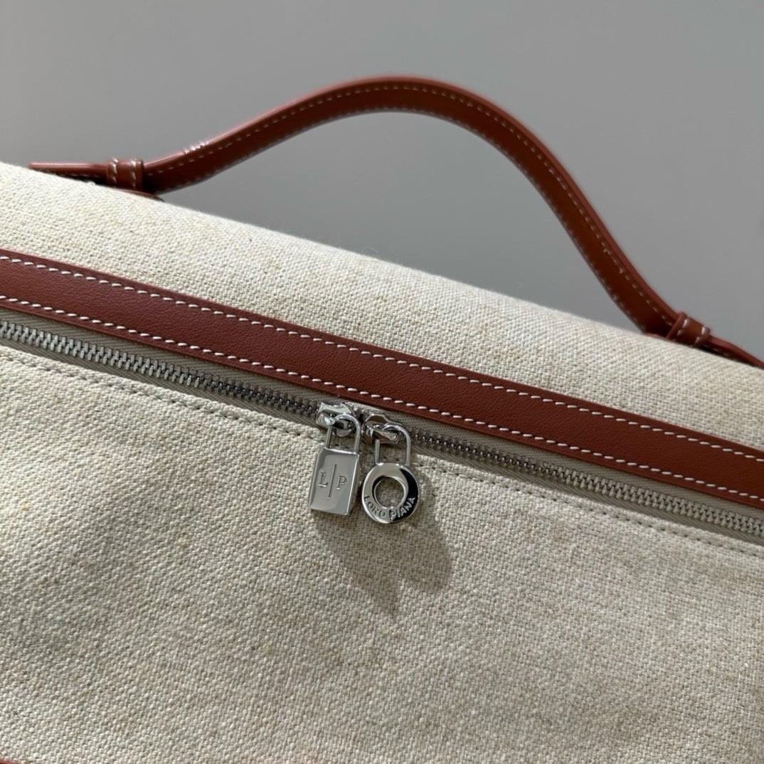 Loro Piana Ekstra Cepli L27 Serisi El Çantası - Glimmer of Luxury