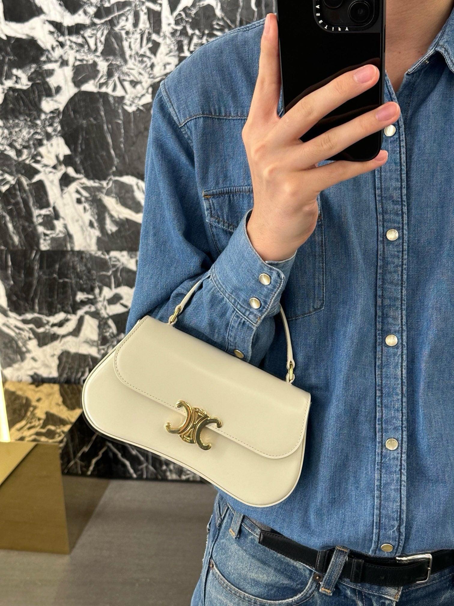 Celine Triomphe Claude Çanta - Glimmer of Luxury