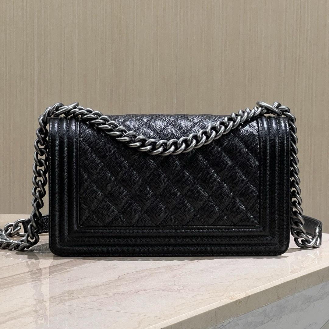 Chanel Leboy Havyar Deri Çanta 25cm - Glimmer of Luxury