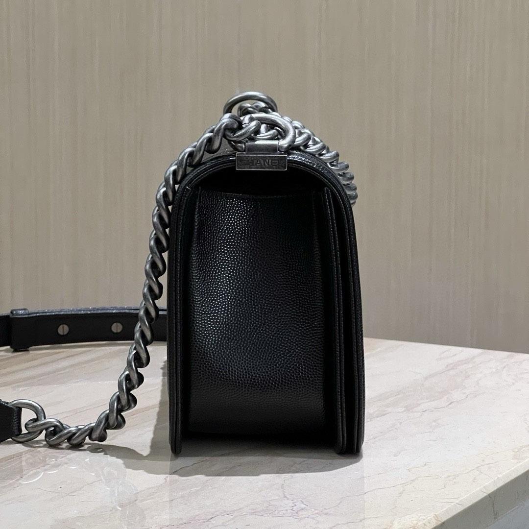 Chanel Leboy Havyar Deri Çanta 25cm - Glimmer of Luxury