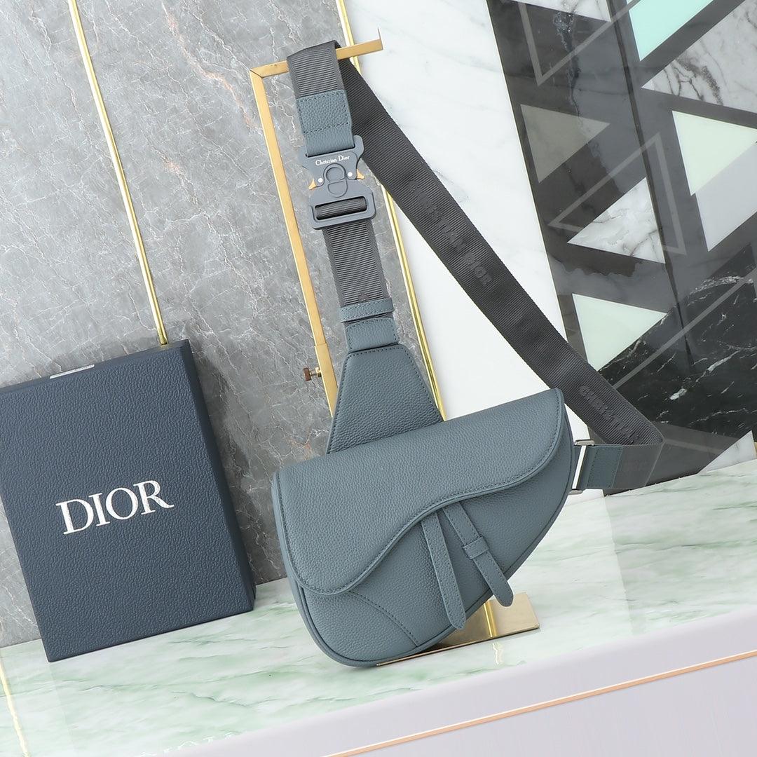Dior Counter Sığır Derisi Eyer Çanta - Glimmer of Luxury
