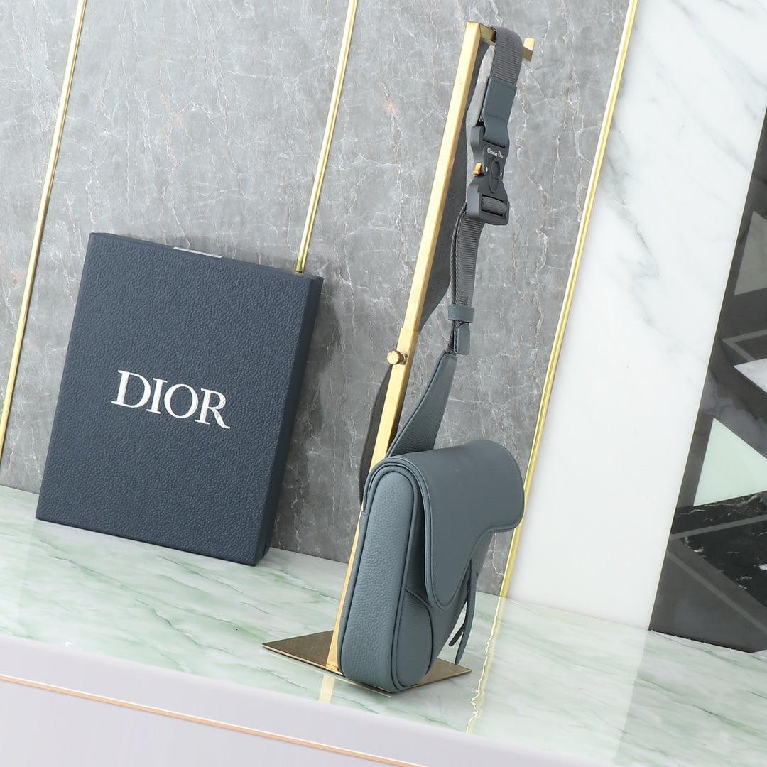 Dior Counter Sığır Derisi Eyer Çanta - Glimmer of Luxury