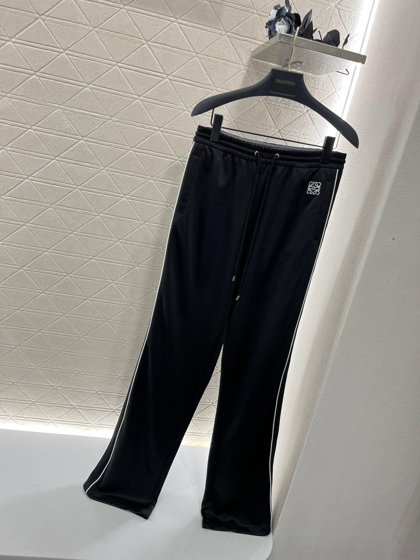 Loewe 2024 Kurdele İşlemeli Gündelik Spor Takım - Glimmer of Luxury