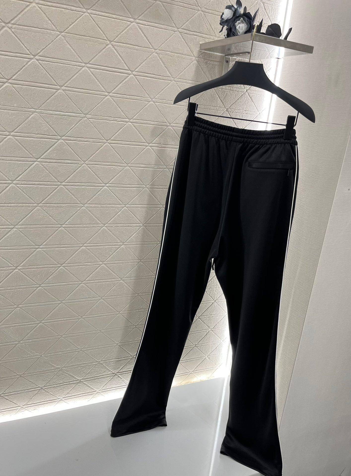 Loewe 2024 Kurdele İşlemeli Gündelik Spor Takım - Glimmer of Luxury