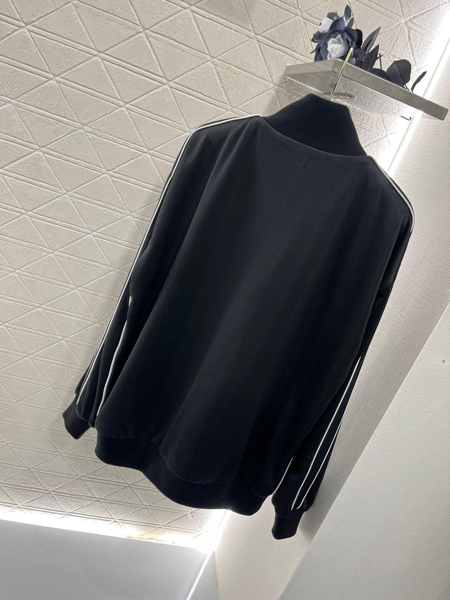 Loewe 2024 Kurdele İşlemeli Gündelik Spor Takım - Glimmer of Luxury