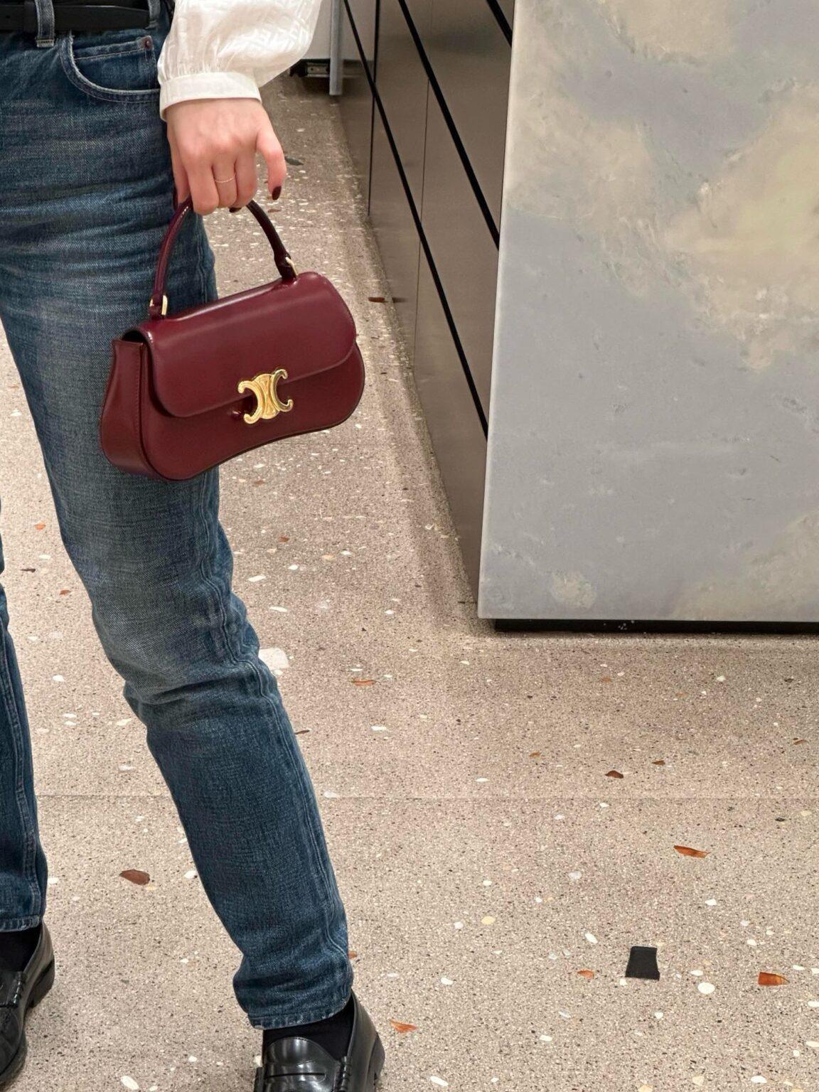 Celine Triomphe Claude Çanta - Glimmer of Luxury