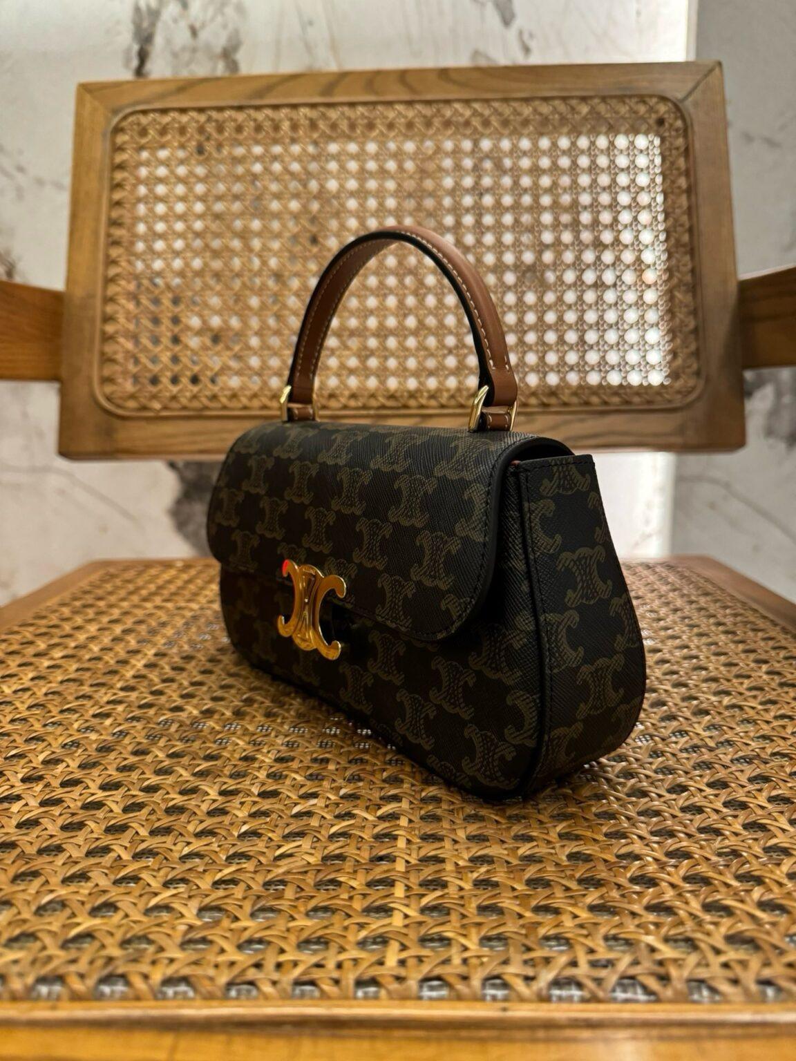 Celine Triomphe Claude Monogram Kanvas Çanta - Glimmer of Luxury