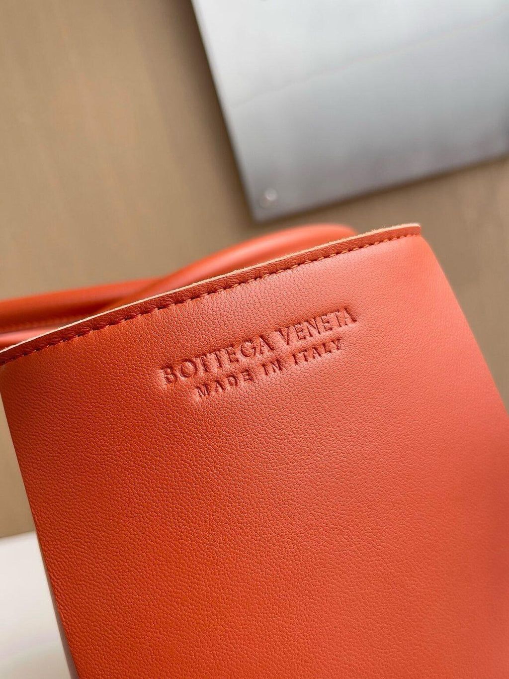 Bottega Veneta Ekstra Büyük Dikdörtgen Tote Çanta - Glimmer of Luxury