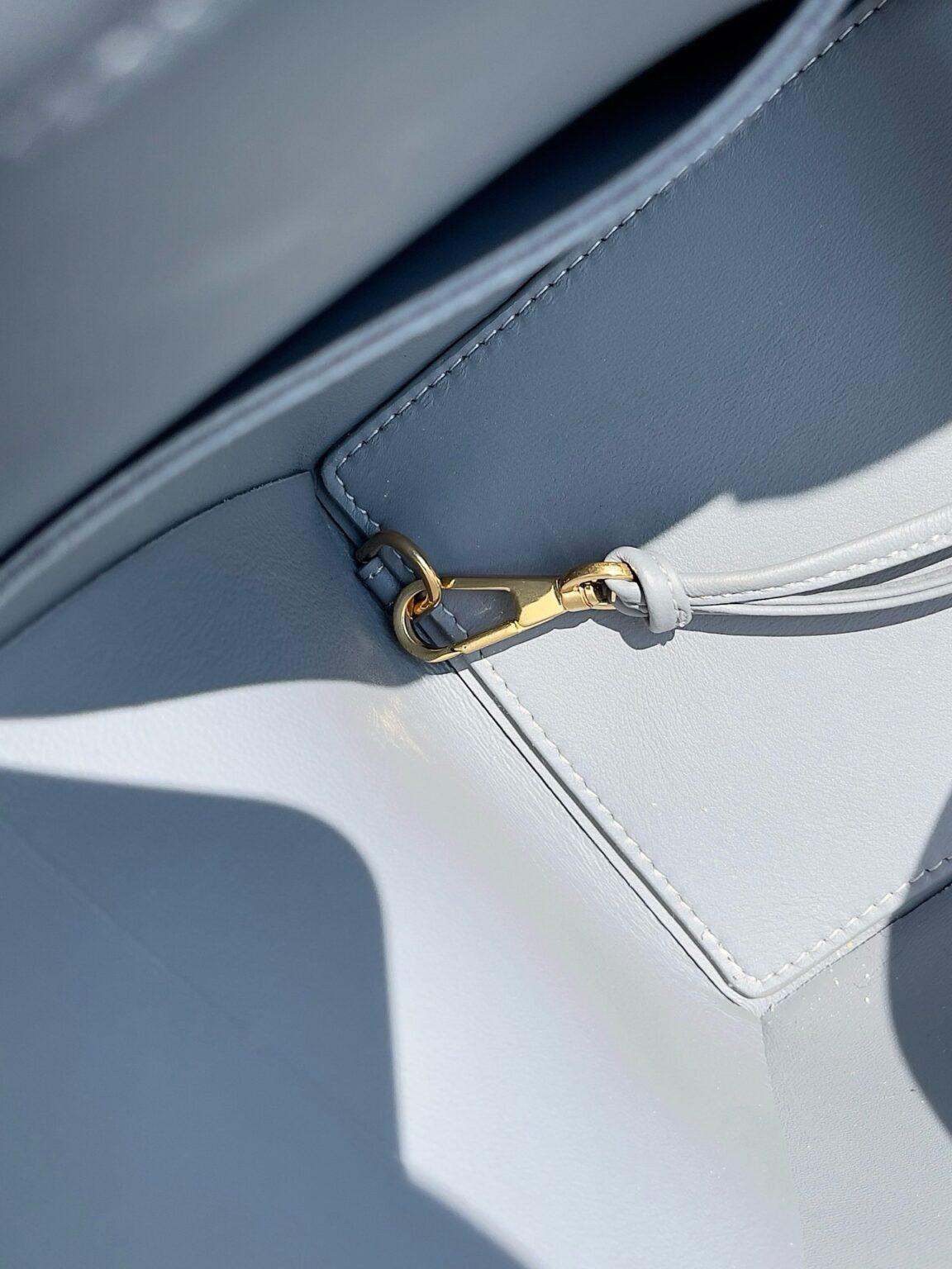 Bottega Veneta Ekstra Büyük Dikdörtgen Tote Çanta - Glimmer of Luxury