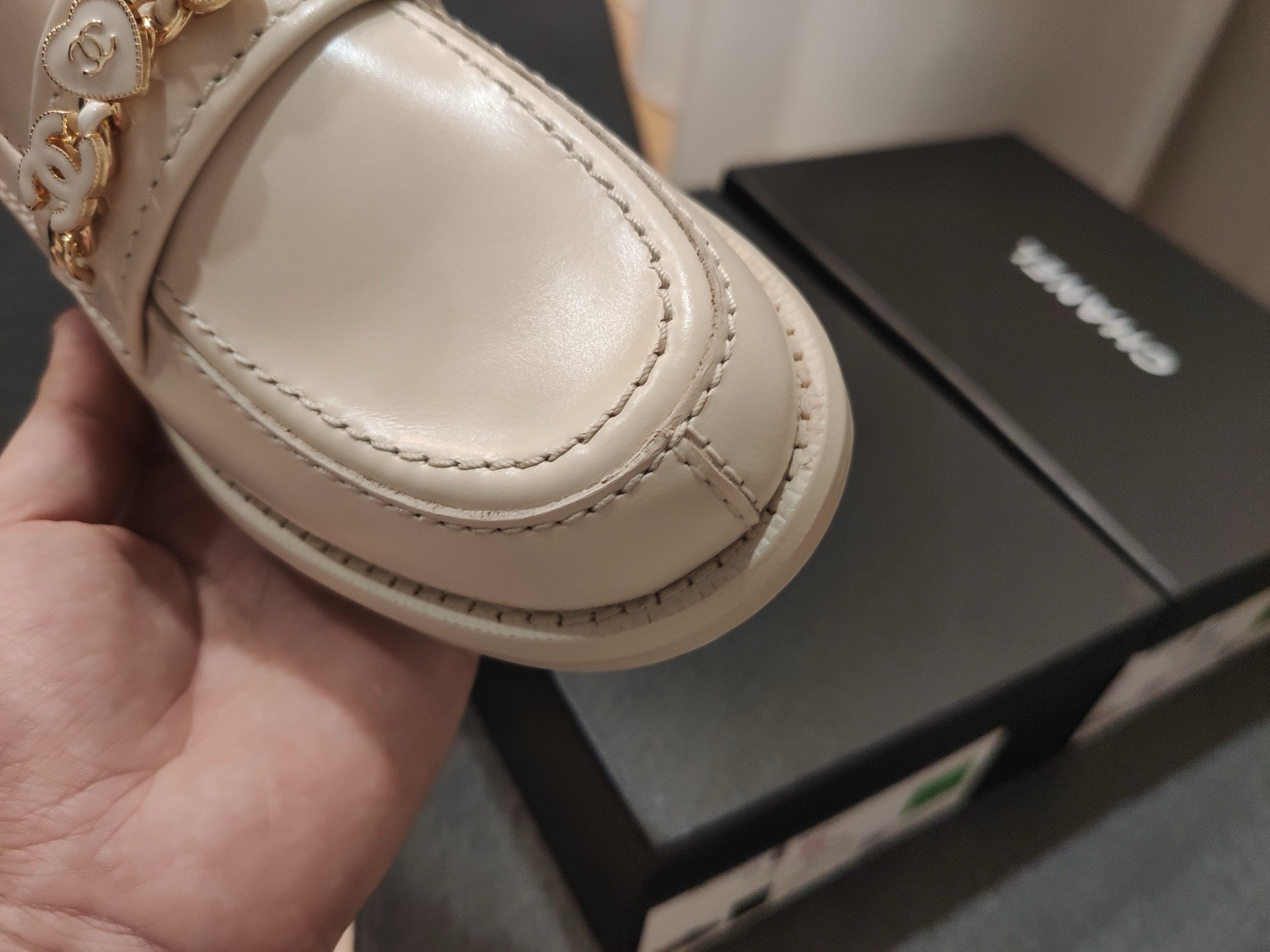 Chanel Mokasenler - Glimmer of Luxury