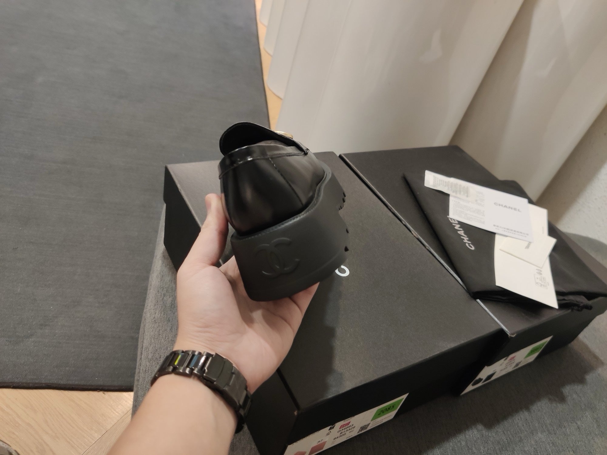 Chanel S24 CC Makosenler Parlak Siyah Kuzu Derisi Ayakkabı - Glimmer of Luxury