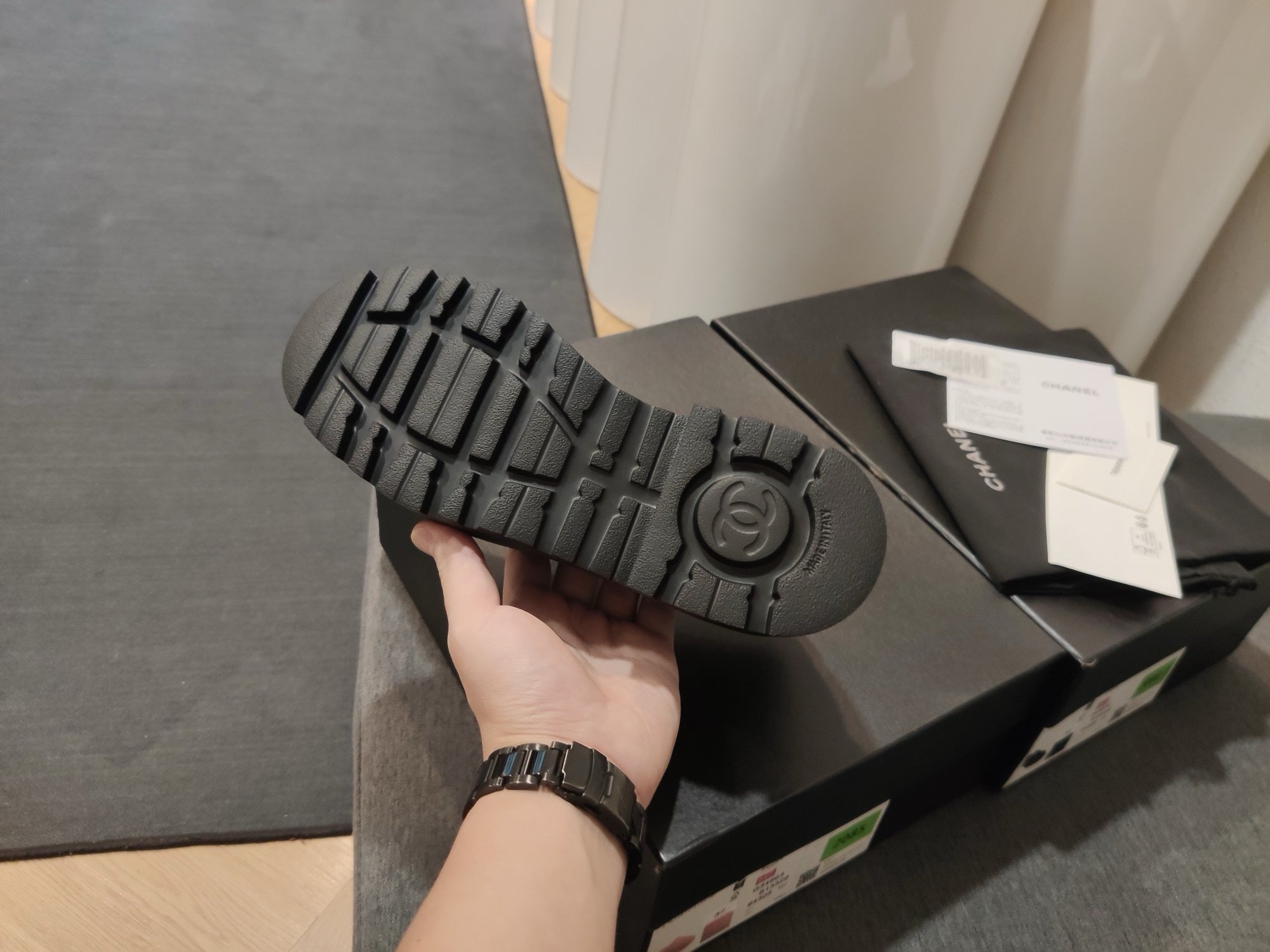 Chanel S24 CC Makosenler Parlak Siyah Kuzu Derisi Ayakkabı - Glimmer of Luxury