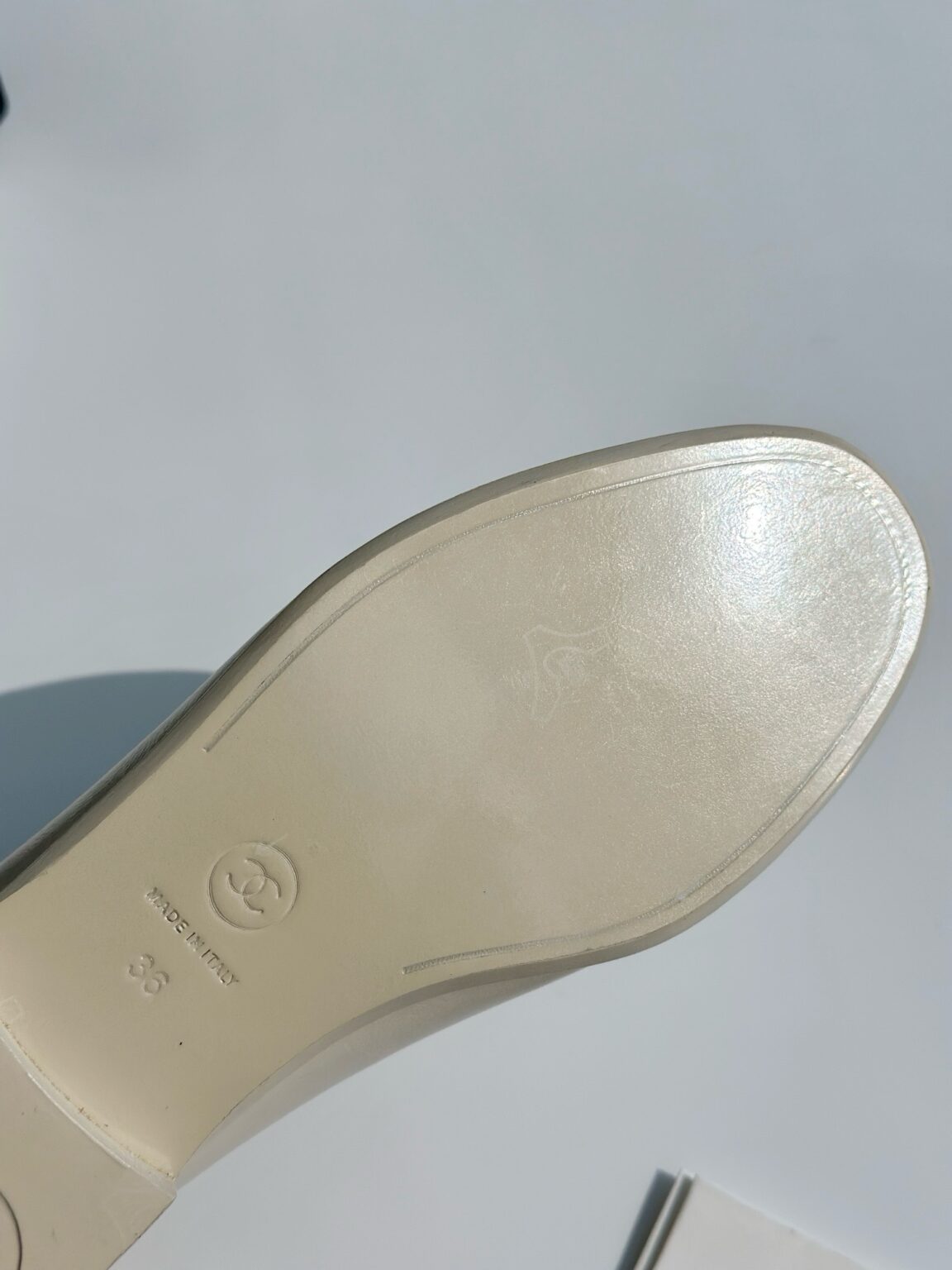 Chanel Topuksuz Ayakkabılar - Glimmer of Luxury