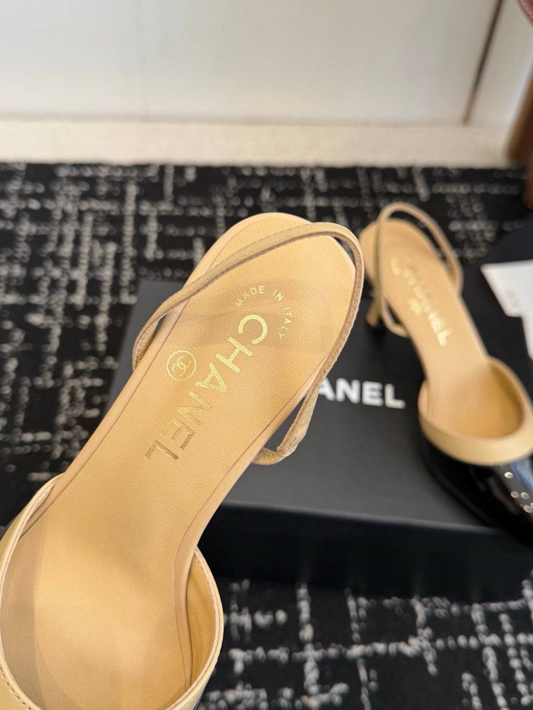Chanel S26 Kuzu ve Dana Derisi Arkadan Bantlı Ayakkabılar