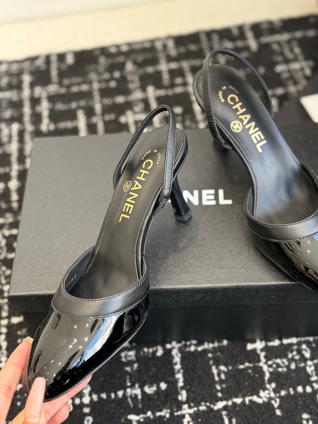 Chanel S26 Kuzu ve Dana Derisi Arkadan Bantlı Ayakkabılar