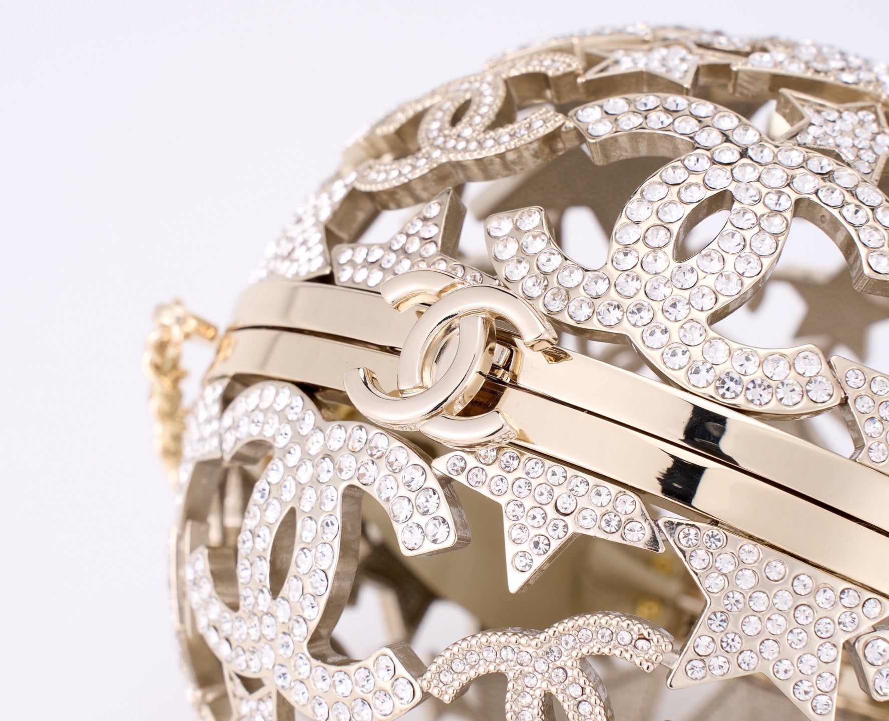 Chanel 25A Star Hollow Spherical Evening Bag