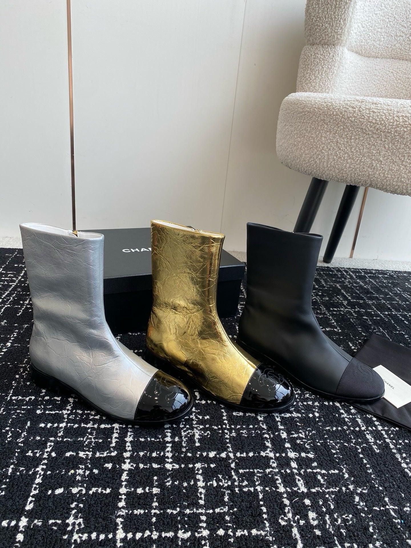 Chanel S24 Kısa Botlar - Glimmer of Luxury