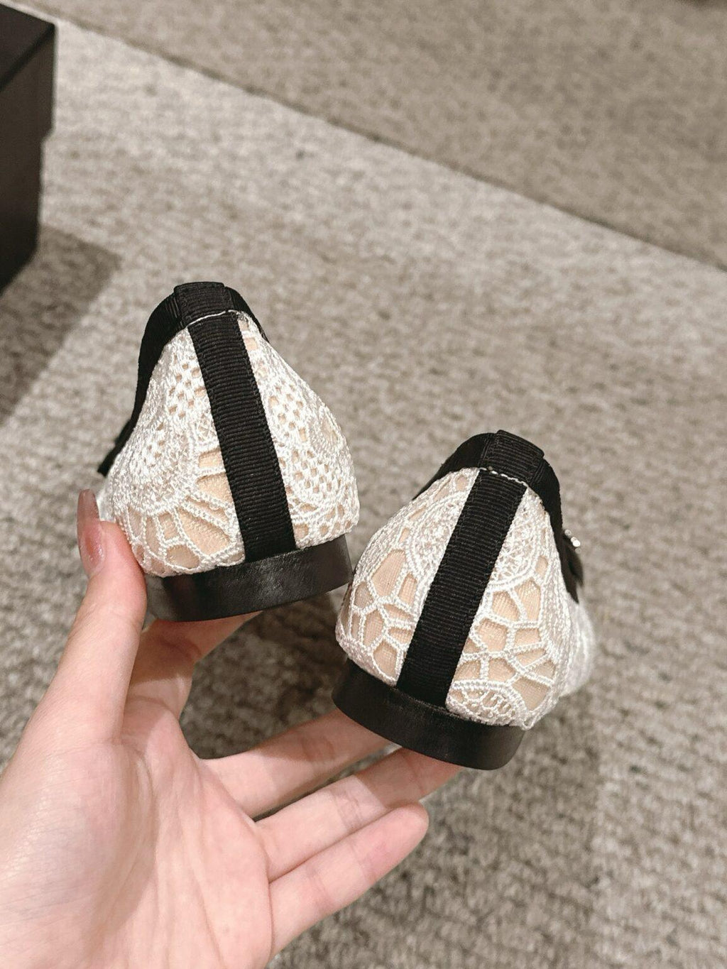 Chanel Dantel Deseneli Babet - Glimmer of Luxury