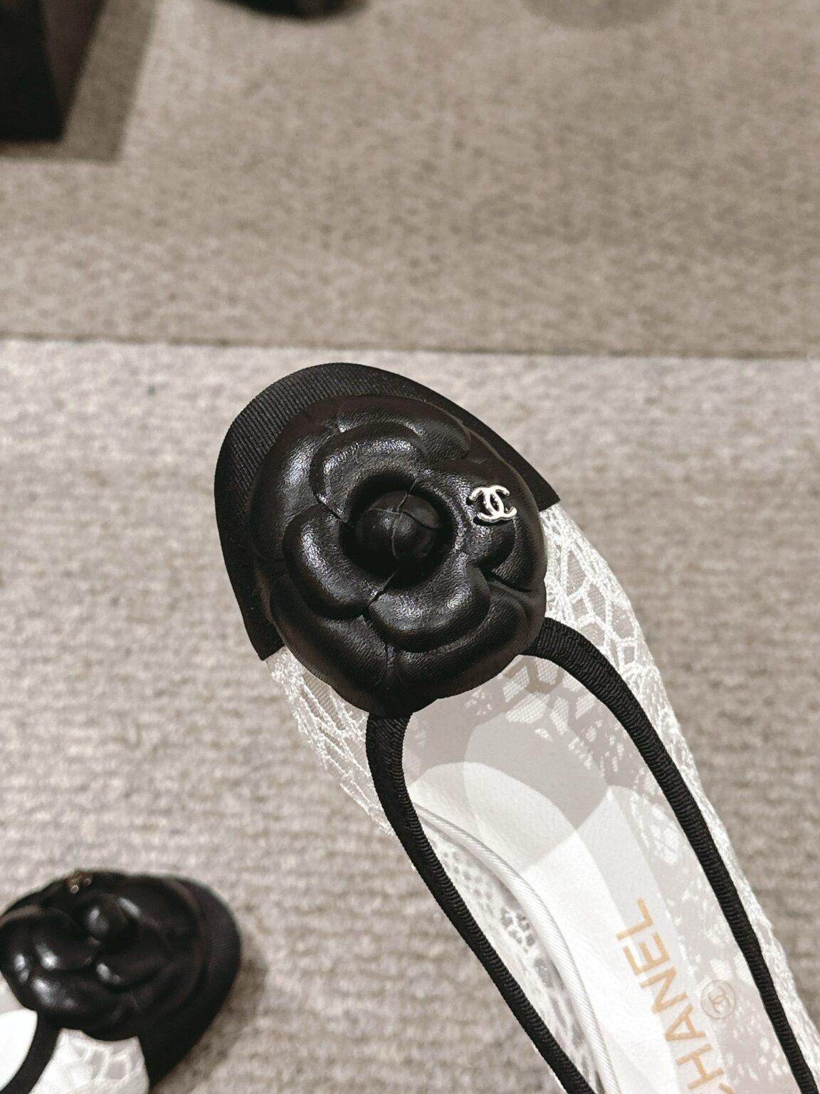 Chanel Dantel Deseneli Babet - Glimmer of Luxury