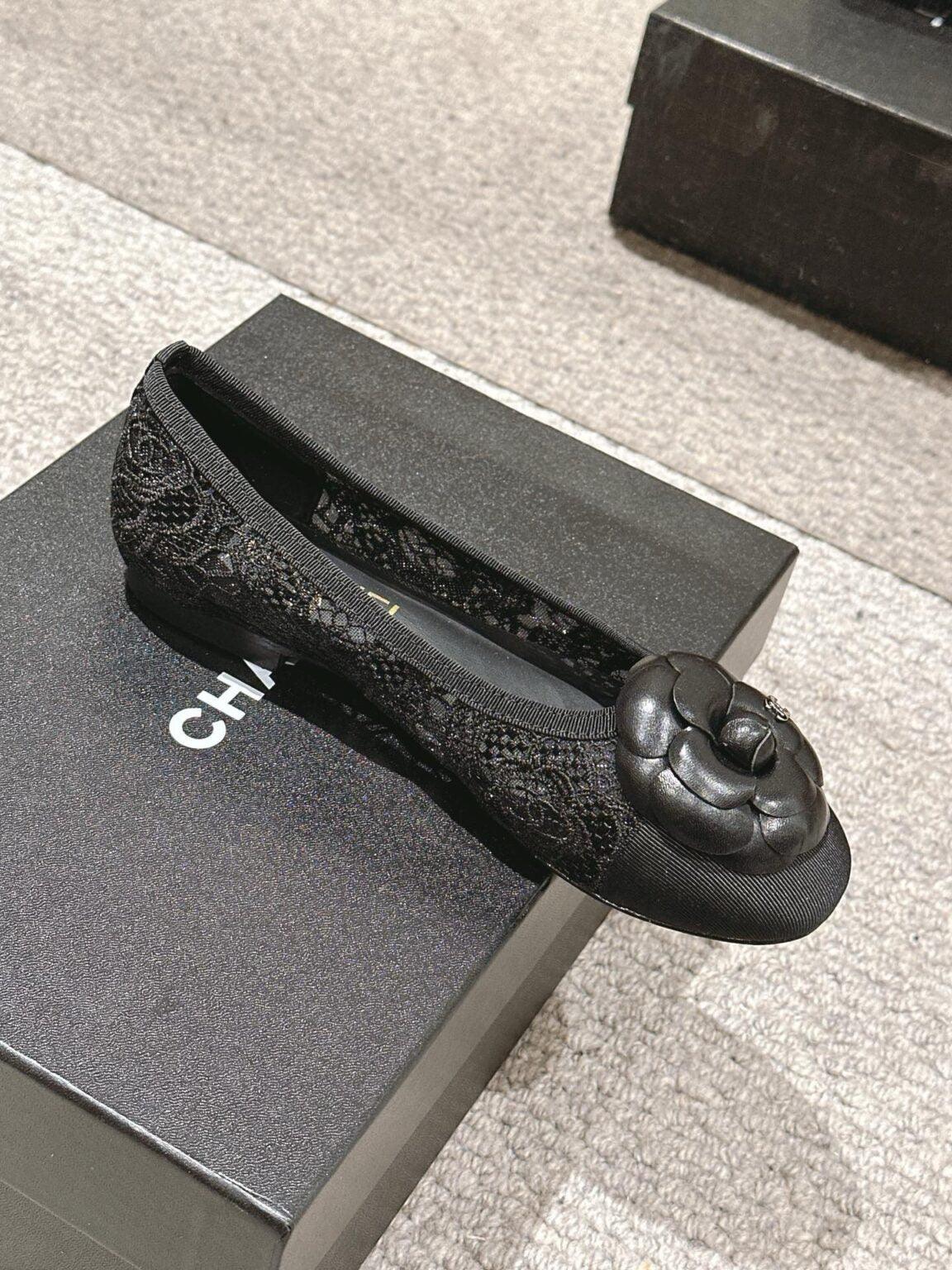 Chanel Dantel Deseneli Babet - Glimmer of Luxury