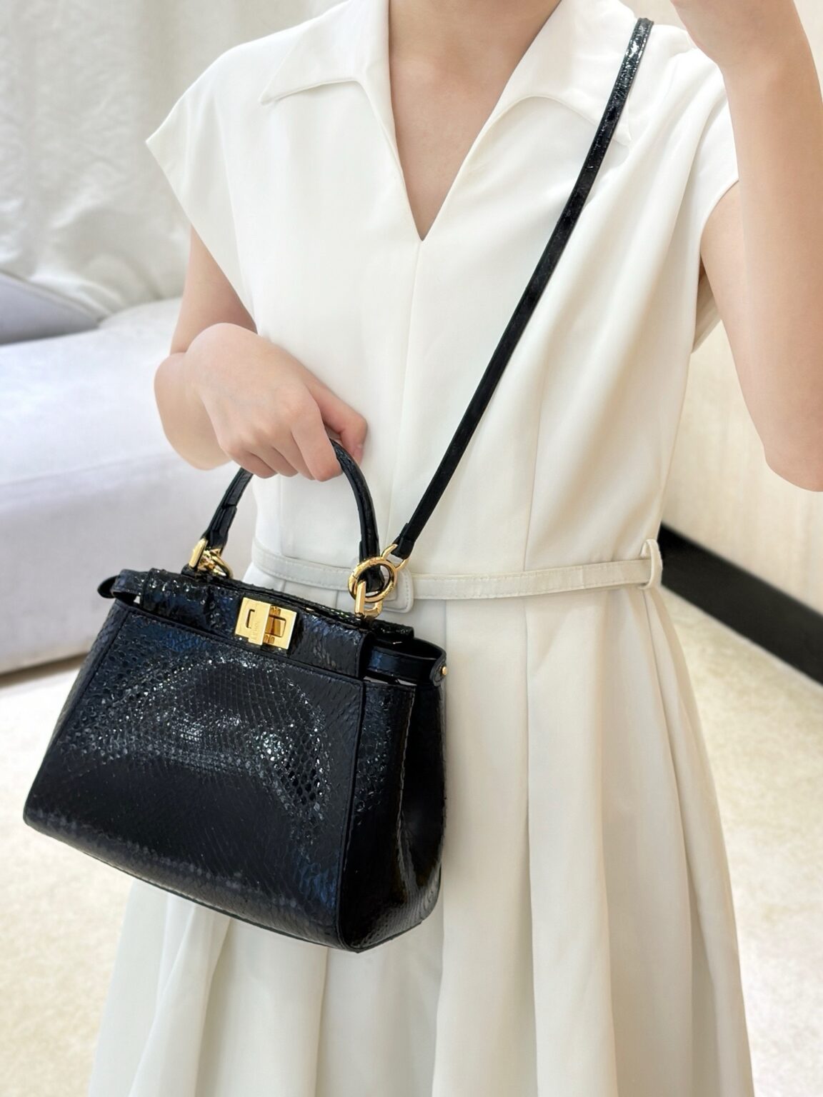 Fendi Peekaboo Mini Siyah Piton Deri Çanta - Glimmer of Luxury