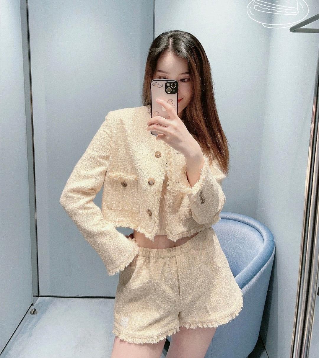 Miu Miu 24SS Sonbahar Sade Tasarım Ceket - Glimmer of Luxury