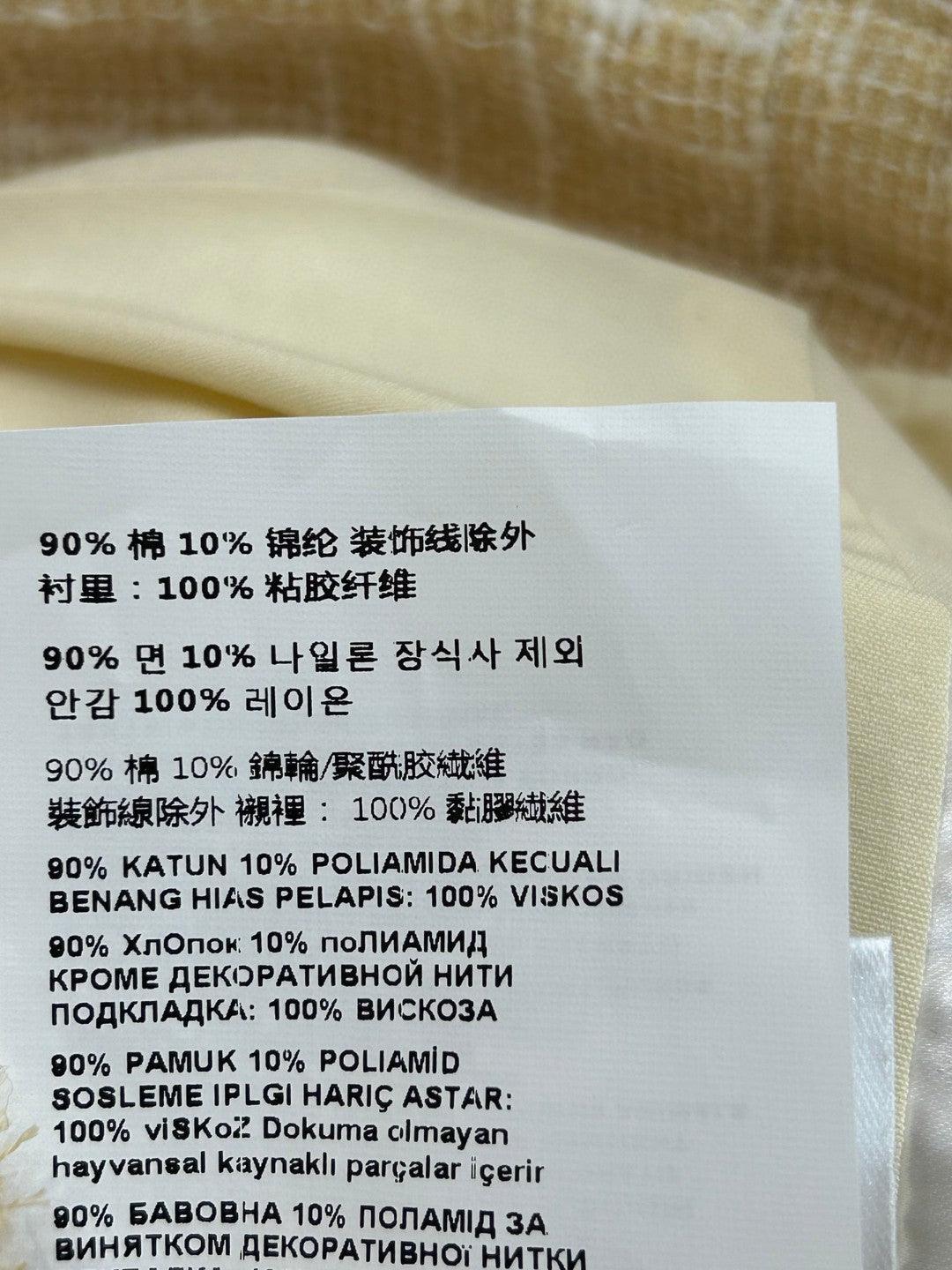 Miu Miu 24SS Sonbahar Sade Tasarım Ceket - Glimmer of Luxury