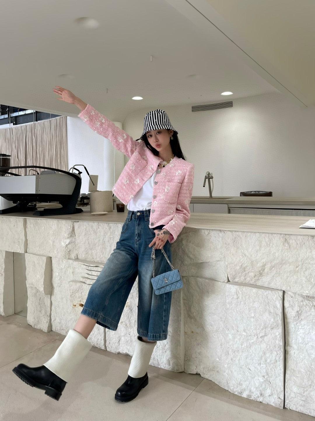 Chanel 3 Boyutlu Pullu İşlemeli Özelleştirilmiş Ceket - Glimmer of Luxury