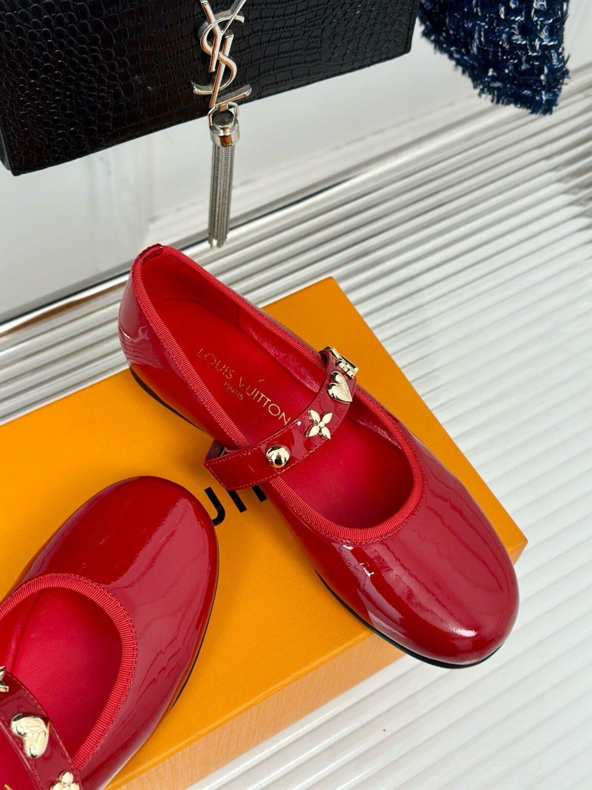 Louis Vuitton Romy Düz Balerin - Glimmer of Luxury