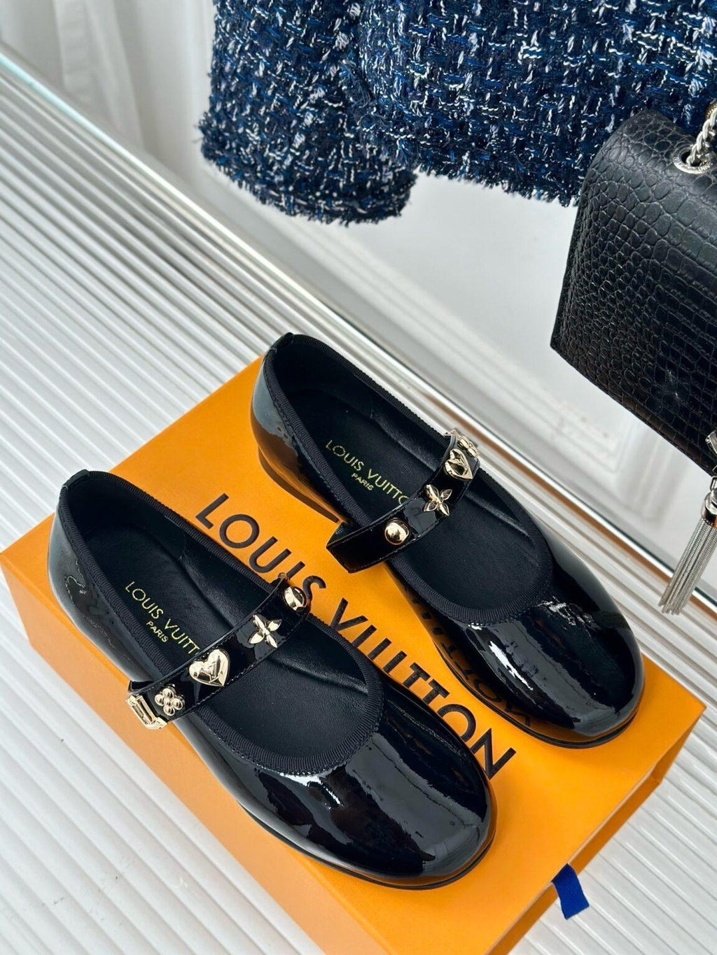 Louis Vuitton Romy Düz Balerin - Glimmer of Luxury