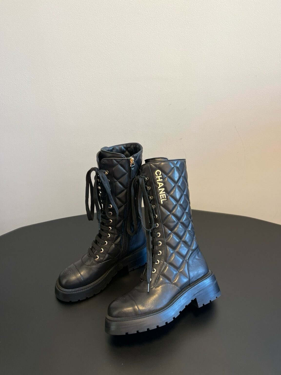 Chanel S24 Uzun Botlar - Glimmer of Luxury