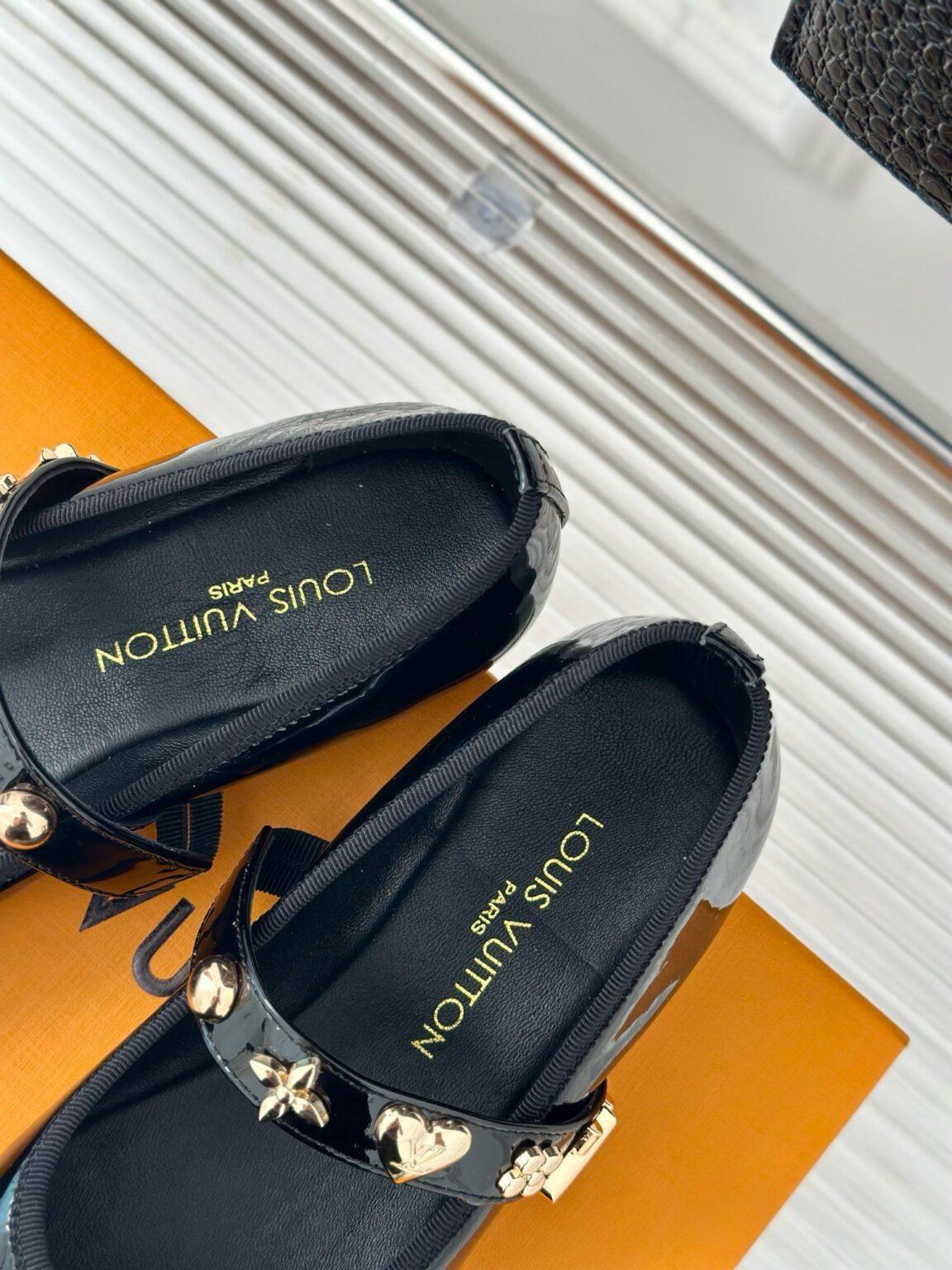 Louis Vuitton Romy Düz Balerin - Glimmer of Luxury