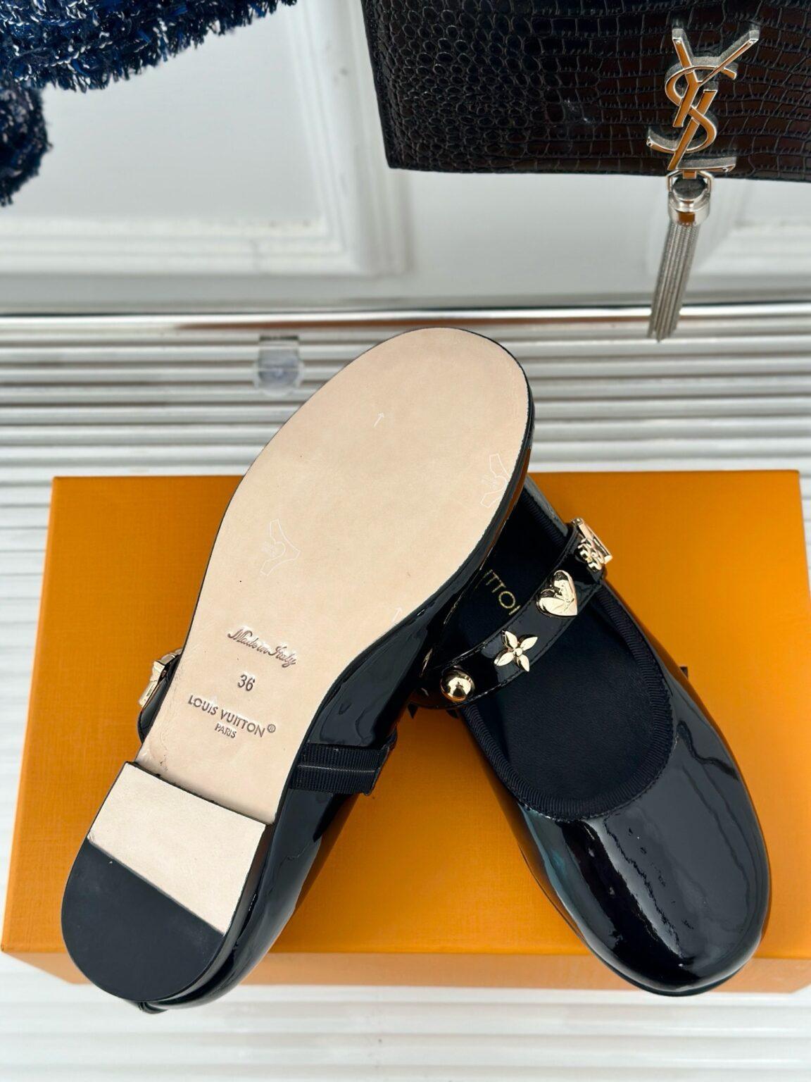 Louis Vuitton Romy Düz Balerin - Glimmer of Luxury